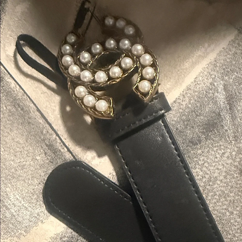 CHANEL Black Belt with Pearl and Gold Detail - Picture 1 of 4